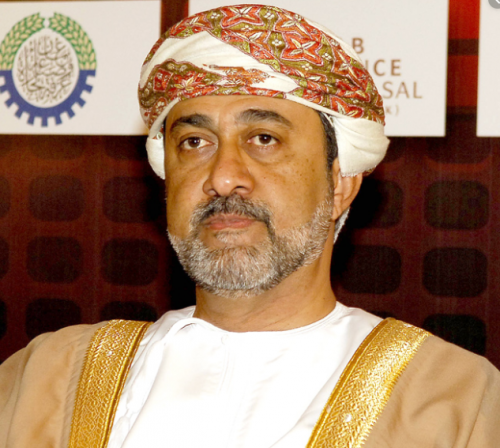 جلالة السلطان هيثم بن طارق آل بوسعيد.. سلطان عمان الجديد على خطى السلطان الراحل قابوس