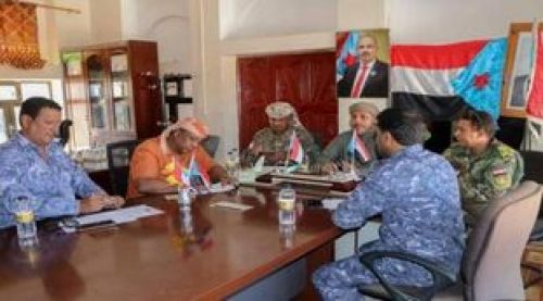 سقطرى..اجتماع امني وعسكري لرصد أية تحركات مشبوهة بالجزيرة