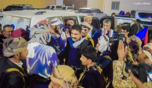 رئيس انتقالي شبوة يدعو الى التعبئة العامة ومؤازرة العمالقة ضد الحوثي 