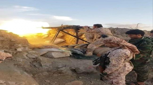 القوات الجنوبية تدك ثكنات حوثية في الجبهة الحدودية مع يافع