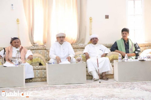 على غرار شبوة.. هل سيكون السلطان آل عفرار محافظ المهرة القادم؟