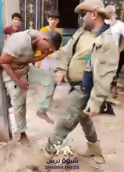 يجب تعليقهم على أعمدة النور: ممارسات همجية يمارسها العسكر في عدن (صور)