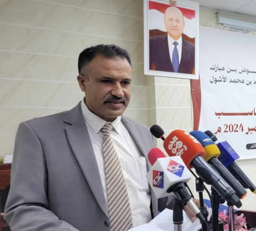 إضراب المعلمين المستمر لا يهدد النظام التعليمي فقط بل يهدد الأمن الاجتماعي بالعاصمة عدن 