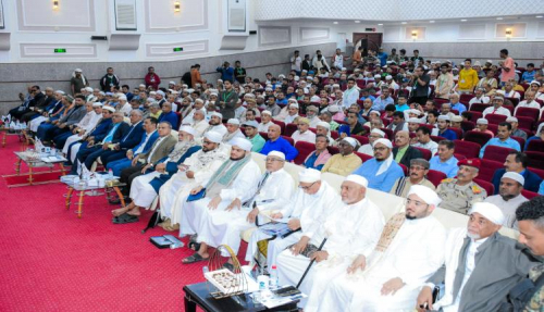 المفكر الإسلامي المشهور في رحاب جامعة عدن بمنهجيته الوسطية.. وأفكاره التجديدية