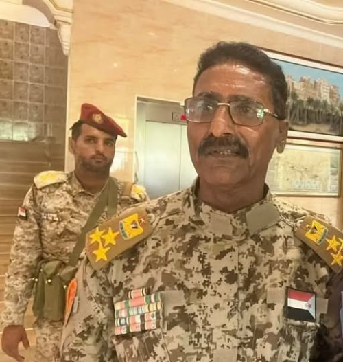 عبدالدائم الشعيبي.. قائد عظيم لم يسرق شبرًا من أرض ولا لترًا من بترول على عكس لصوص الشرعية