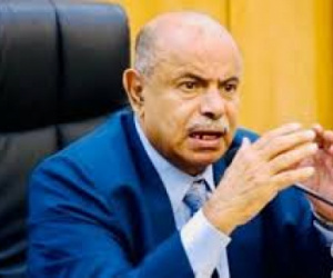 محافظ حضرموت يطلق تهديدات صريحة للسيطرة على يافع