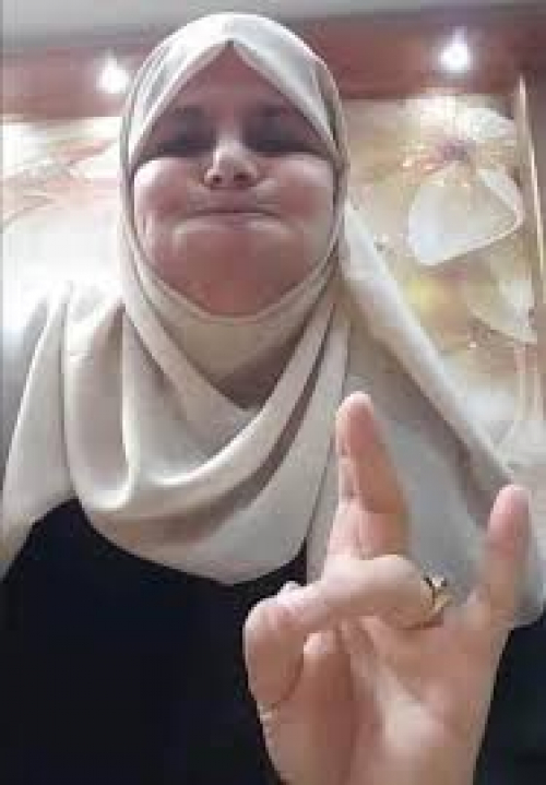 الرحال البدوي الشبواني يسخر من "سام وابتسام" ومهرجي لندن وبرلين