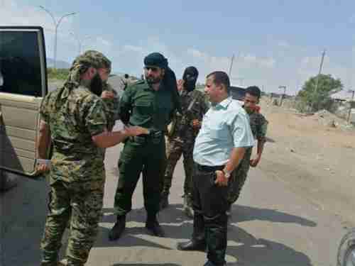 بعد لقائه صحفي "مرتزق" .. قيادة الانتقالي تستدعي قائد الحزام الأمني للتحقيق