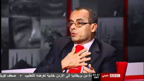 نائب برلماني يكتب عن امتناع قوات الشرعية مواجهة الحوثيين في جبهة ثرة