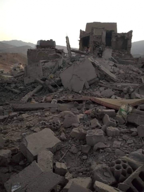 الإرهاب في ابين يحتمي بجيش الإخوان ويستهدف منازل قادة الحزام 