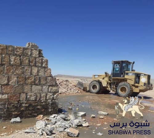 على طريقة المليشيات الحوثية.. مليشيا الاصلاح تفجر مسجدين في جردان بشبوة
