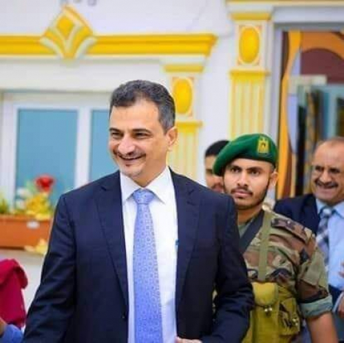 محافظ العاصمة عدن يوجّه بوقفٍ شاملٍ لأعمال البناء في أراضي عدد من المناطق بالعاصمة 