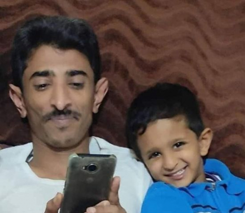بعد أكثر من 9 أشهر عاد لأسرته.. أبوزيد الخليفي يغادر معتقل إخوان شبوة