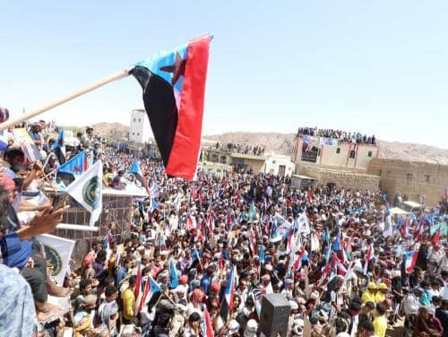 أبناء حضرموت يتحدون الرصاص ويحتشدون في مليونية سيئون للمطالبة بطرد قوات الأخوان