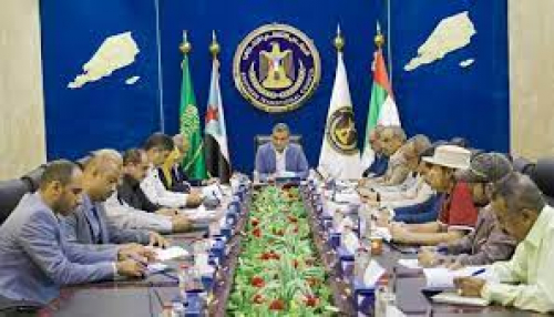 رئاسة الانتقالي ترفض توظيف الحكومة لأزمة الكهرباء سياسيا
