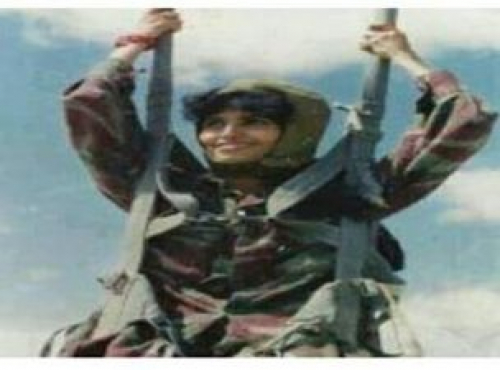 المقاتلة المنسية "أم صفوان الصبيحي": أول مظلية في سماء الوطن العربي