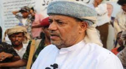 السلطان آل "عفرار" يكشف مؤامرة خطيرة تستهدف المهرة