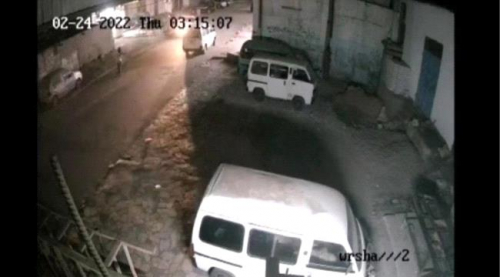 شرطة دار سعد تلقي القبض على عنصرين إرهابيين متورطين باغتيال قيادي أمني ومرافقيه