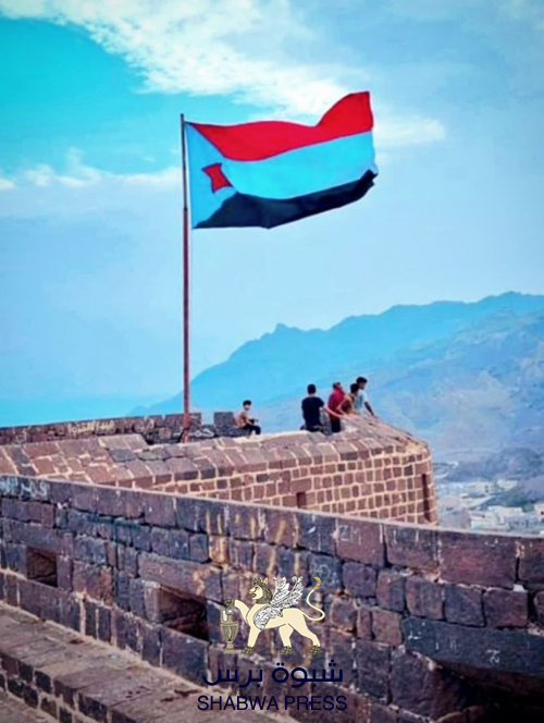 مقارنة الجنوبيين مع أبناء اليمن الذين يضعون مصلحة وطنهم قبل مصالحهم الذاتية