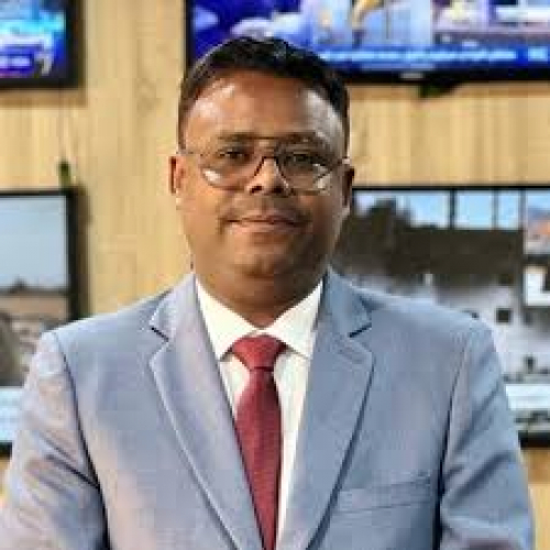 عاجل: مليشيات الاحتلال اليمني تحاصر منزل الإعلامي أمجد صبيح في تريم بوادي حضرموت