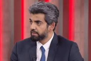 &rlm;عمرو البيض يكشف الحقائق وراء "تفويض العليمي" ويؤكد صدامه مع مشروع يهدد أمن الجنوب