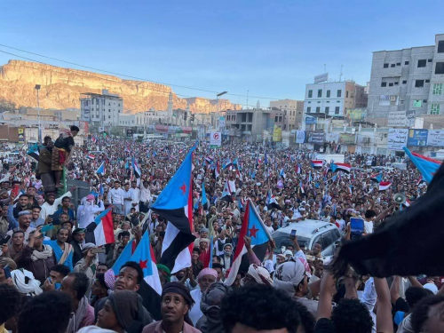 سياسي حضرمي: شعب الجنوب لا يعرف المستحيل ولن ينثر الورود على من يقترب من ثوابته