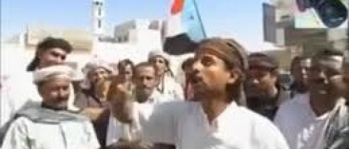 والله يا من باع خوته من مئة ** الصبح عاده بايبيع أم العيال