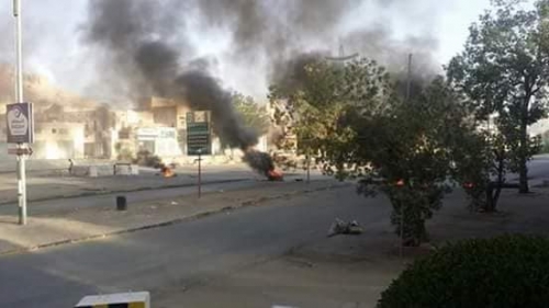 شباب الغضب بمدينة سيئون يعلنون إقامة عصيان مدني شامل يوم غد والطلاب يناصرونهم 