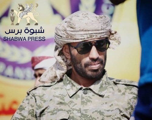 القائد ‘‘أحمد رويس‘‘ قاتل الحوثيين منذ أول دخولهم شبوه مرورا بعدد كبير من معارك التحرير