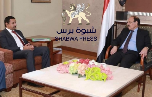 محافظ شبوه الإخونجي يسعى لتفجير أوضاع المحافظة عسكريا وإقتتال أبنائها
