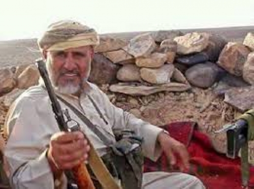 قيادي اصلاحي يكشف عن نهب مخازن اسلحة جيش الشرعية في الجوف