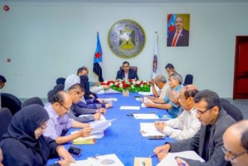 الأمانة العامة للانتقالي تعقد اجتماعها الدوري برئاسة اللواء السقطري