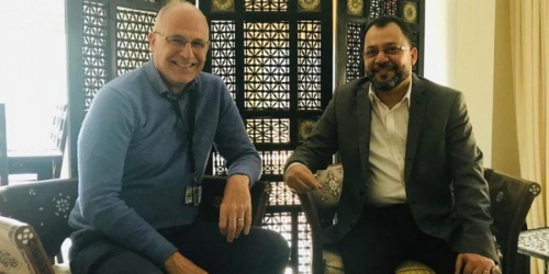 سفير بريطانيا لدى اليمن يؤكد أهمية تنفيذ "اتفاق الرياض" لشعب الجنوب والكاف يعلق