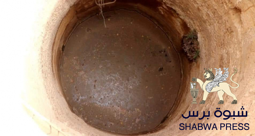 فساد سلطة شبوة الاخوانية يوصل النفط الخام إلى مياه الشرب في مديرية الروضة