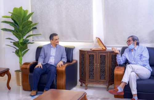 عـاجـل: المحافظ لملس يدعو المجتمع الدولي للمساهمة في معالجة الوضع الخدمي في العاصمة عدن