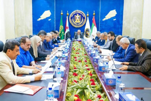رئاسة الانتقال تؤكد على التمسك بوضع إطار خاص تفاوضي لقضية شعب الجنوب