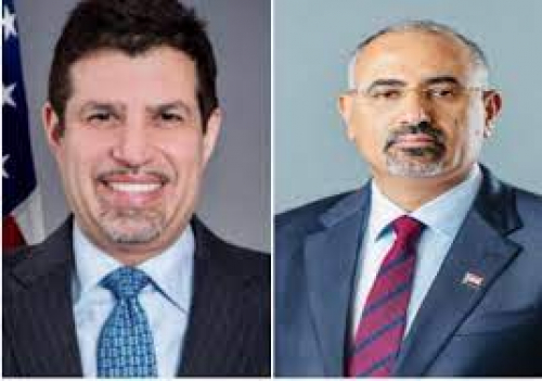 الرئيس الزُبيدي يناقش مع السفير الأمريكي مستجدات العملية السياسية وجهود إحلال السلام