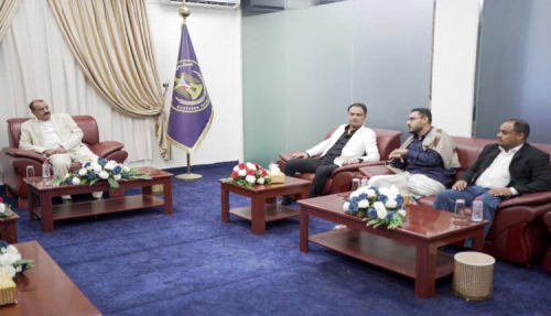 بن بريك: تفعيل لجنة لمتابعة جوانب اتفاقيات الشركات النفطية بحضرموت