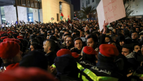 واشنطن بوست: هل تلعب جماعة الإخوان دورًا في تأجيج الاحتجاجات في الأردن؟