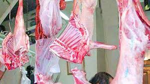 عيد بلا لحوم.. الغلاء يجبر أهالي عدن على البحث عن بدائل أرخص