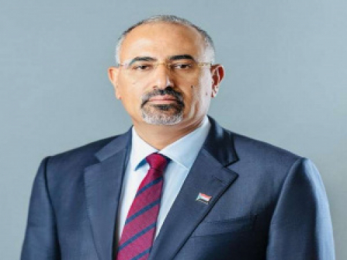 الرئيس الزُبيدي يهنئ شعب الجنوب بعيد الفطر المبارك