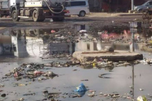 ببركة سلطة الأمر الواقع الاحتلالية اليمنية.. عدن مدينة بحيرات الصرف الصحي والأزمات المتكررة