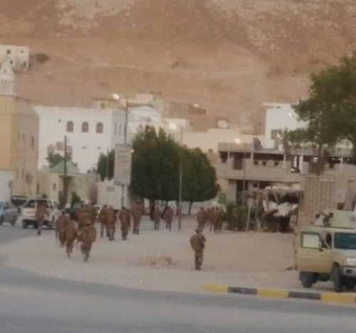 سيئون ..تكتظ بالمجنزرات والثكنات العسكرية تحتل المدارس وتعطل الدراسة