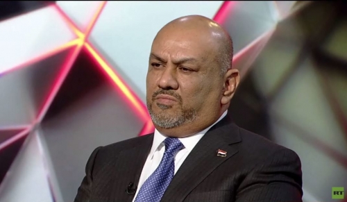 وزير خارجية شرعية المهجر اليمنية ينفي علمه بكواليس إجتماع البرلمان في سيئون