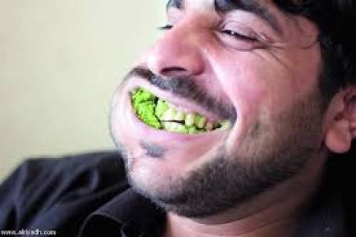 محافظ حضرموت: قرار منع القات نهائي ولا رجعة عنه 