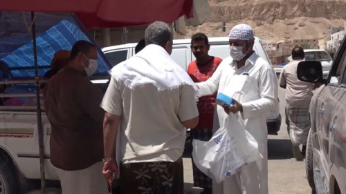 محلل سياسي : اطلاق حزب الاصلاح حملة تبرعات مالية لحضرموت فعل مشين