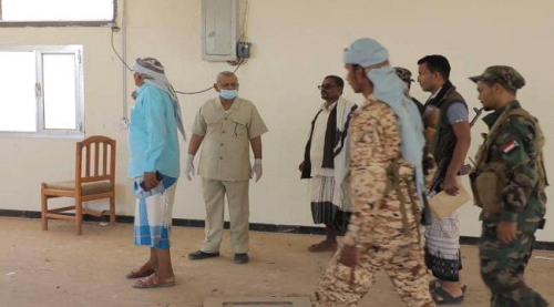  مستشار الرئيس الزُبيدي يتفقد معهد تأهيل قادة القوات البرية في صلاح الدين