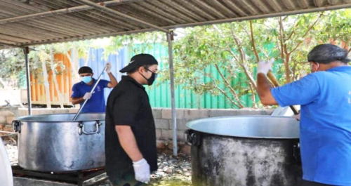 خيرات الإمارات في سقطرى.. مساعدات تُجهِض الأعباء المصنوعة إخوانيًّا