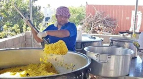 سقطرى.. خليفة الانسانية تطلق مبادرة إفطار صائم في حديبو