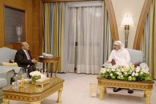 الرئيس الزُبيدي يستقبل محافظ البنك المركزي ويشدد على أهمية تحصيل الإيرادات المركزية